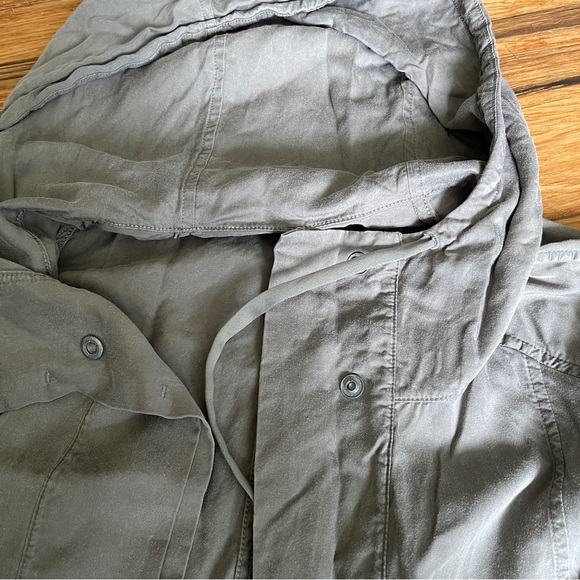 Lululemon City Stroll Jacket Grey Sage - Picture 5 of 7